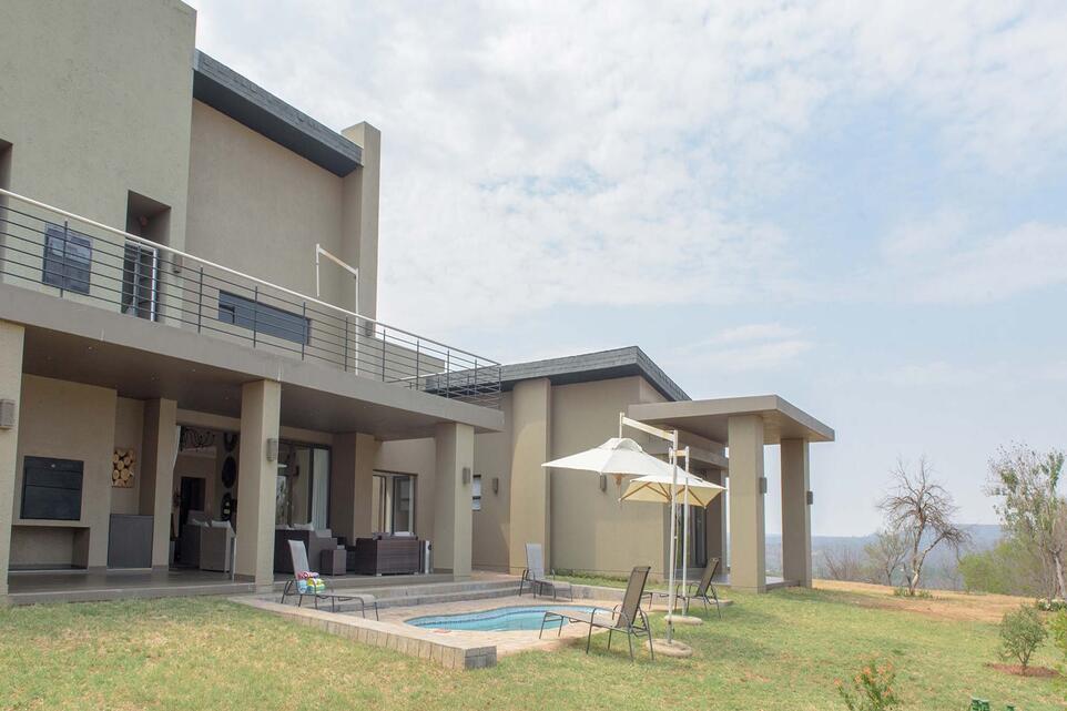 Legend-MountainView-Villa-Book-now-page